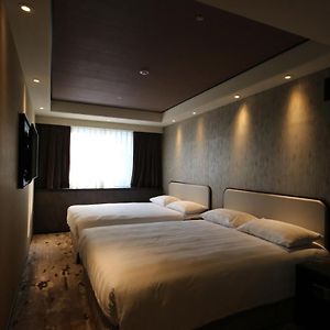 Superior Family Room